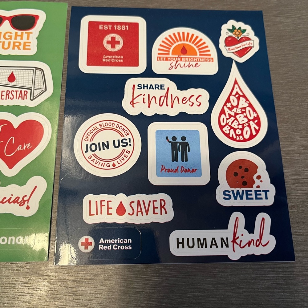 American Red Cross Sticker Pin Set - Picture 4 of 5